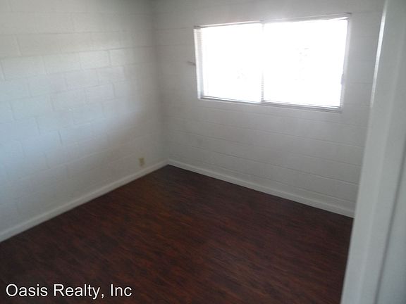 4th image of 3720 Royal Crest St APT 9