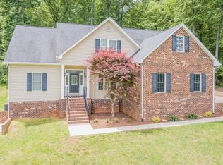 417 Barringer Dr, Rustburg, VA 24588