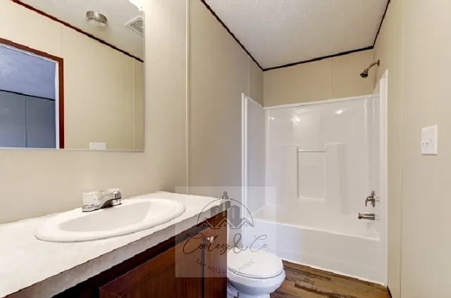 149 Luart Dr — Photo 7