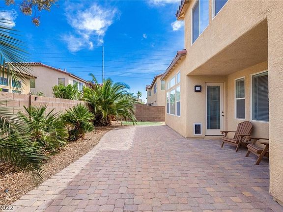 3rd image of 9332 Olympia Falls Ave