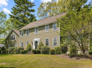 25 Hunters Run, Franklin, MA 02038