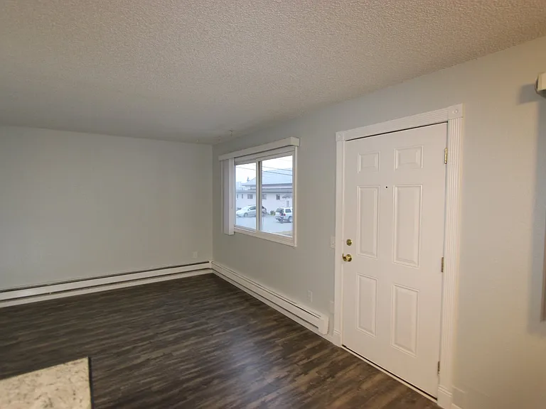 227 W 11th Ave #2 — Photo 3