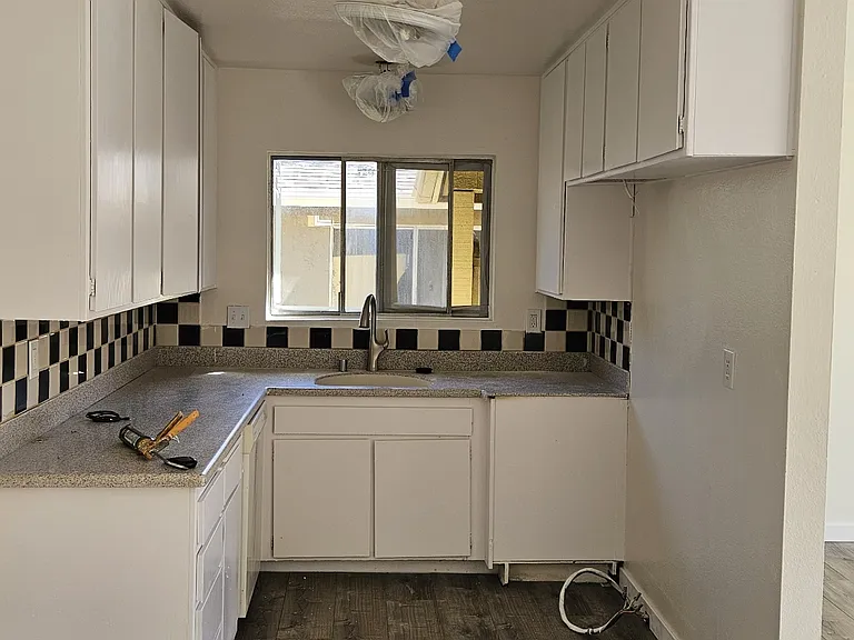 10453 Caminito Rimini — Photo 2