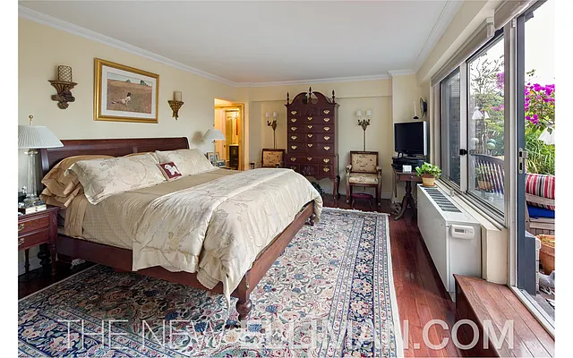 Sold by Douglas Elliman | media 2