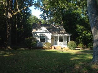 35 Davie Cir, Chapel Hill, NC 27514