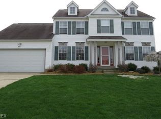 641 Ashbrook Dr, Wadsworth, OH 44281