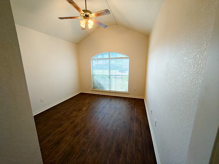 5617 Cobalt Ln — Photo 6
