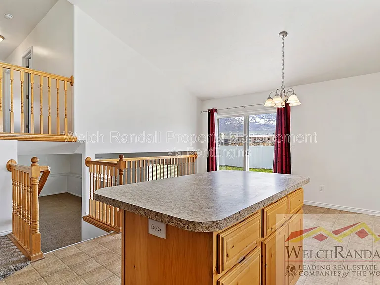 2126 Pebblebrook Rd — Photo 6