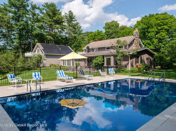 26 Curry Lane, Hyde Park, NY 12538