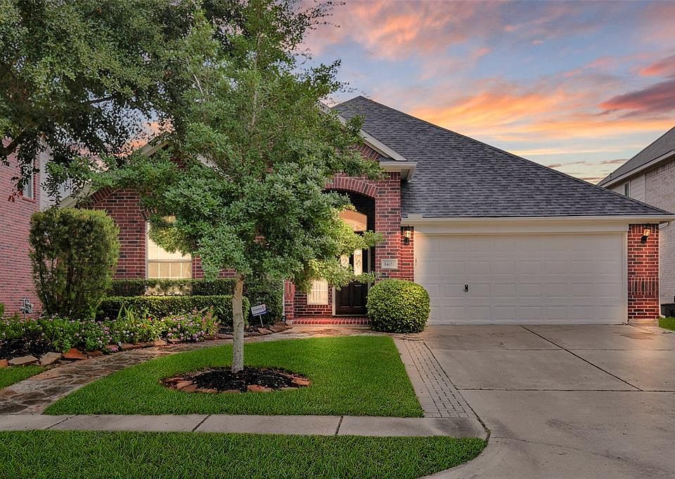 1st image of 1407 Sullivan Springs Dr