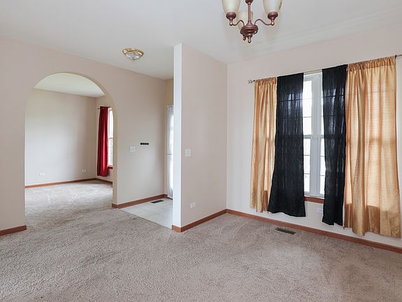 2nd image of 39598 N Queensbury Ln