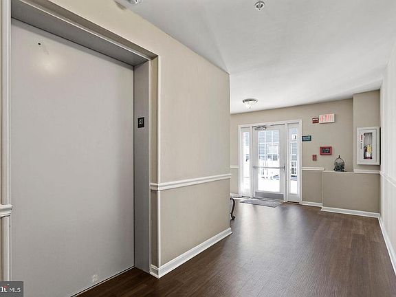 2nd image of 45485 Westmeath Way Unit G11