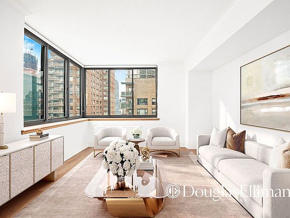 2nd image of 250 E 40th St APT 35B