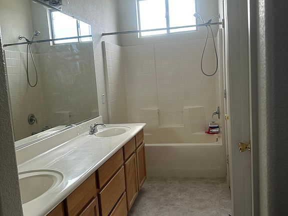 5th image of 9033 E Garnet Ave