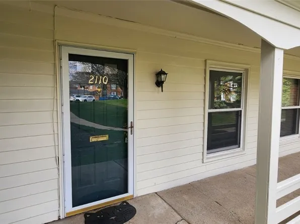 2110 Cottingham Dr, Lyndhurst, OH 44124