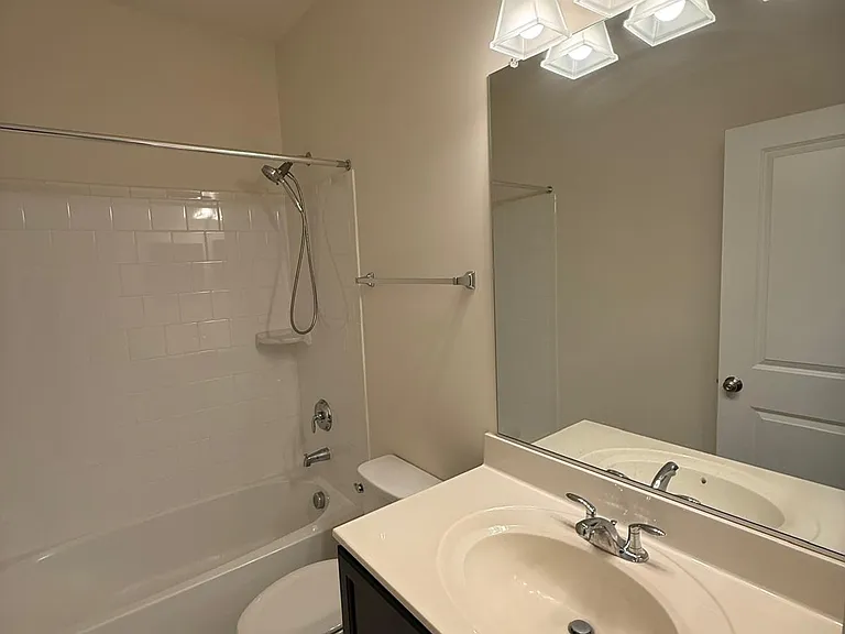 23910 Catawba Hill Dr — Photo 33
