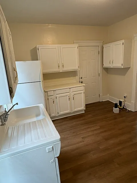 3 bed, 1144 sqft, $1,100 — Photo 2