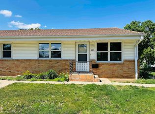 223 18th St, Sioux City, IA 51105