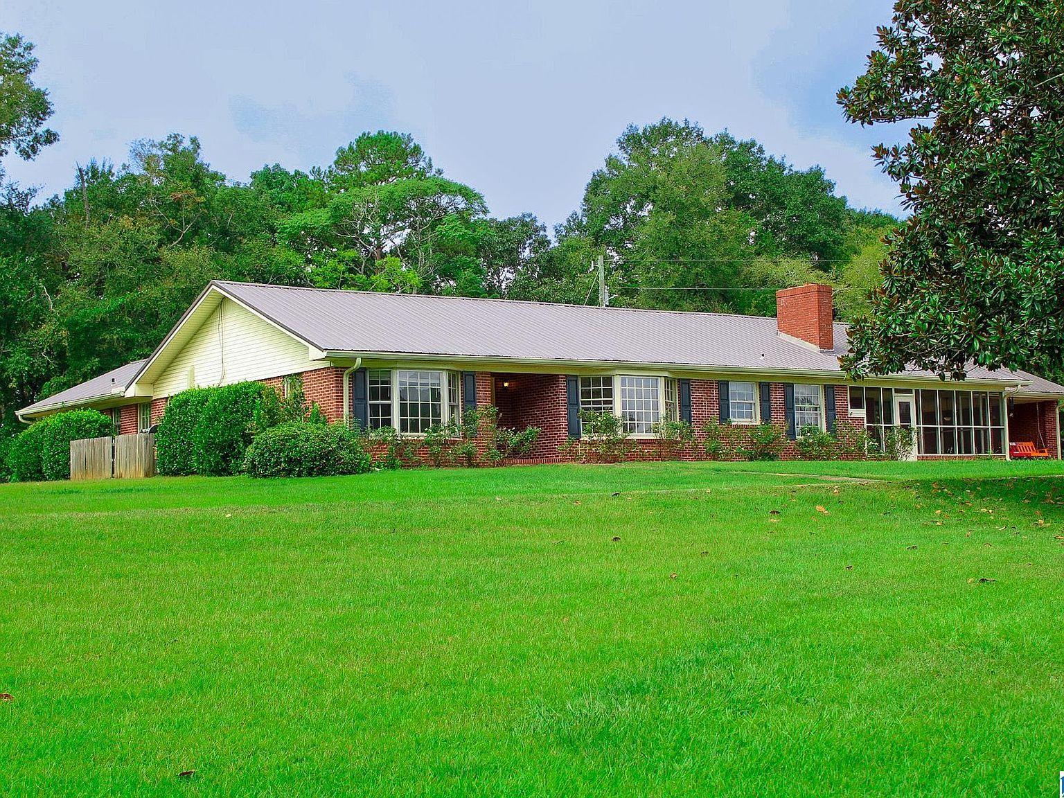 211 Jenny Brook Ln, Talladega, AL 35160 | Zillow