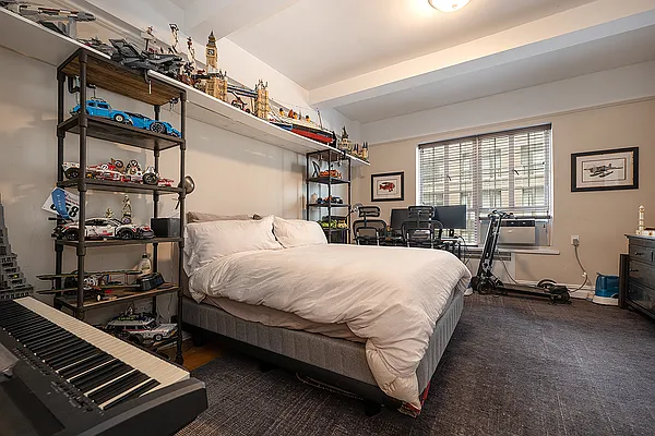 Rented by Rita S Citrin, LREB | media 32