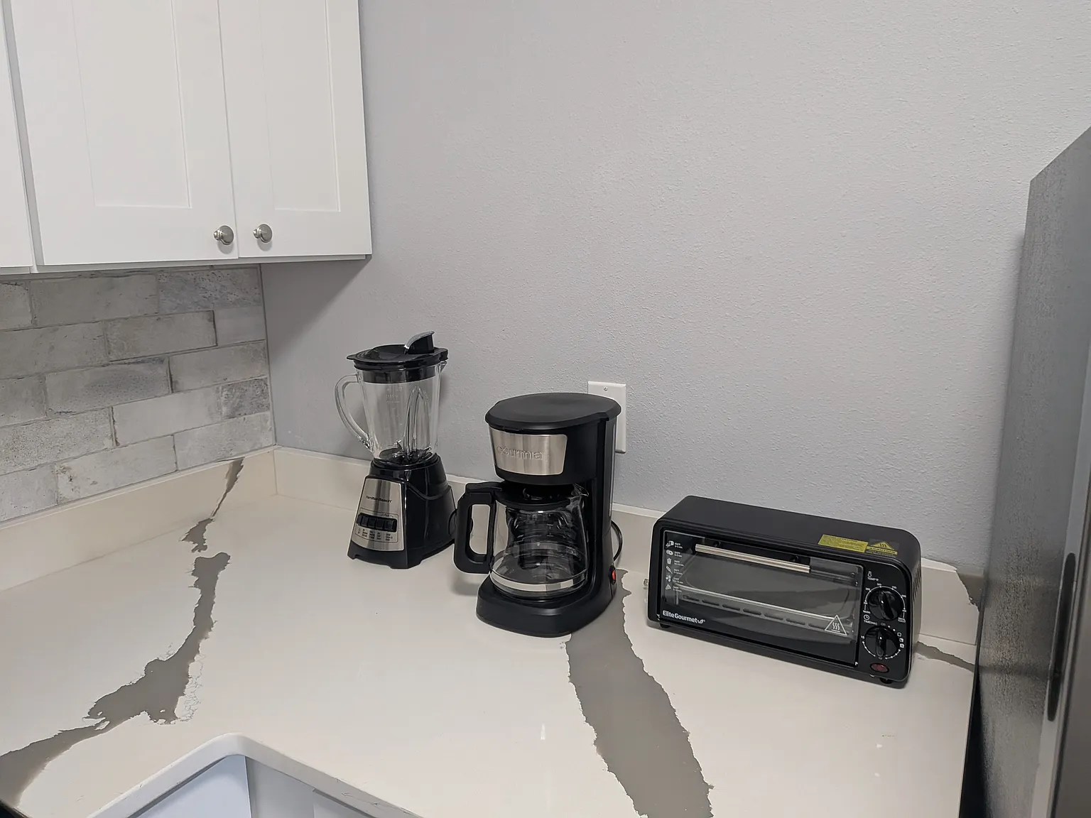 Studio, 400 sqft, $1,500 — Photo 2
