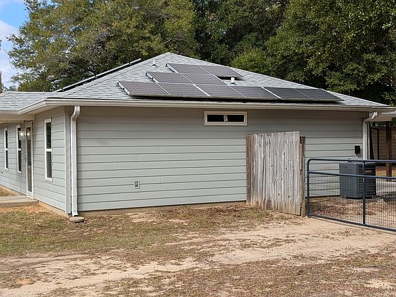 2nd image of 6804 Larriet Ln