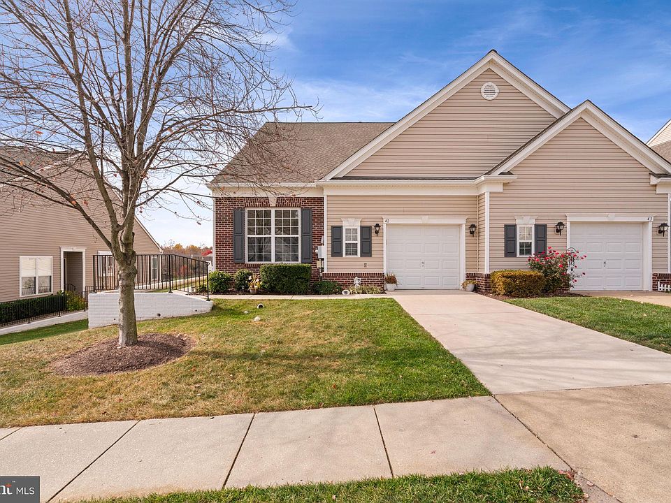 1st image of 41 Harborton Ln