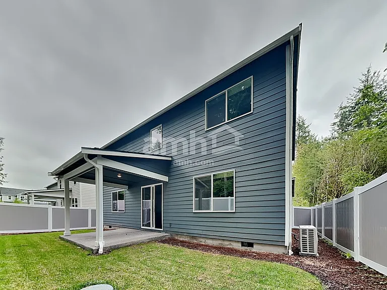 8043 Dagney St — Photo 23
