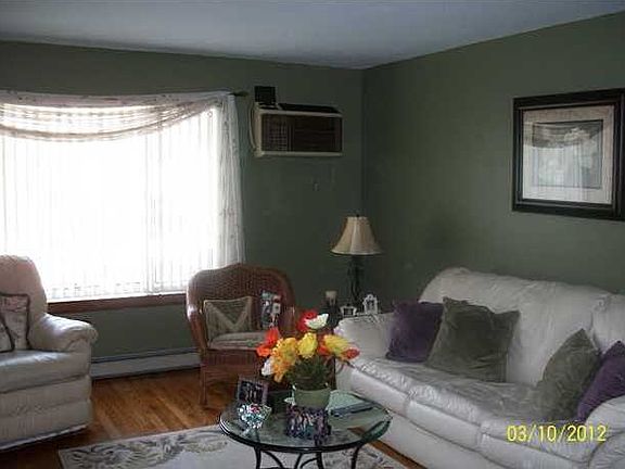 4th image of 30 Saccheri Ct