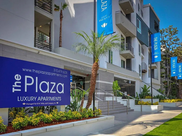 The Plaza Apartments — Photo 9