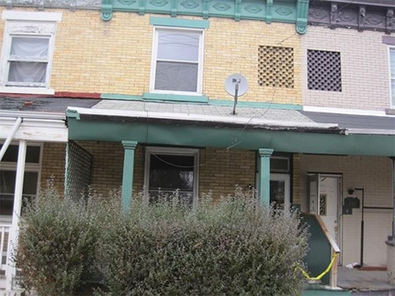 2nd image of 5637 Hays St