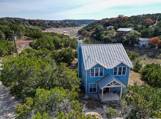 282 Hill Top Ln, Lakehills, TX 78063 | MLS #1927373 | Zillow
