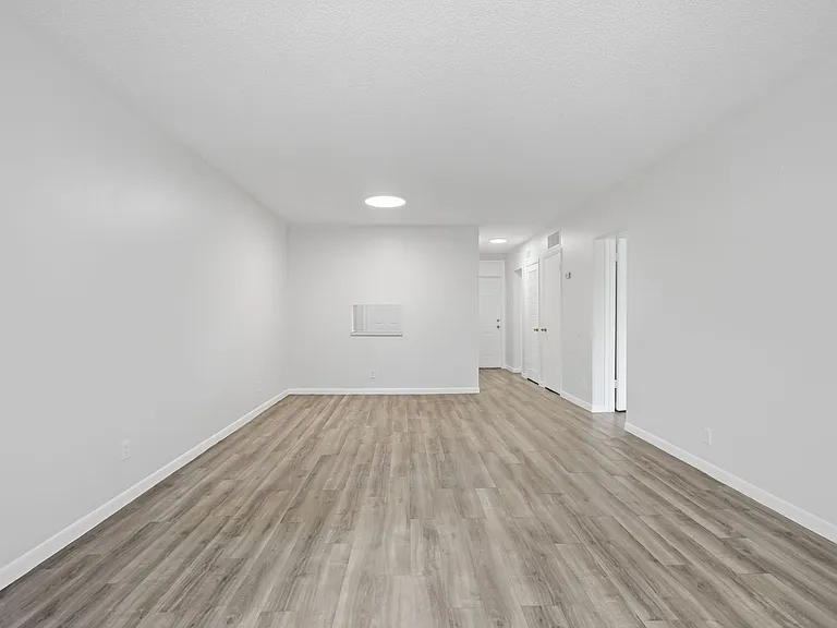 5335 NW 10th Ct #206 — Photo 14