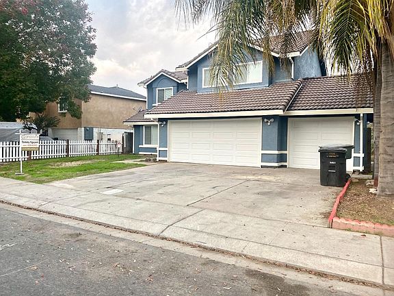 3rd image of 1325 Crater Ave
