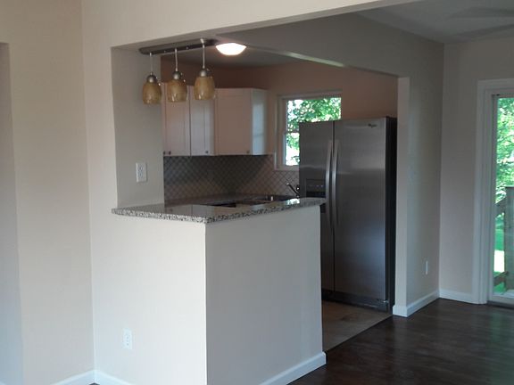 2nd image of 7043 Manderlay Dr