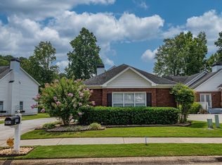 285 Woodgate Dr, Fayetteville, GA 30214