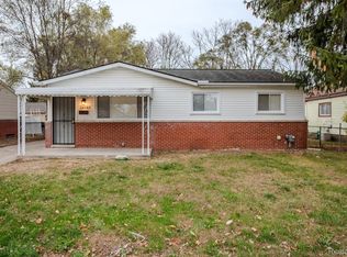 34544 Phyllis St, Wayne, MI 48184
