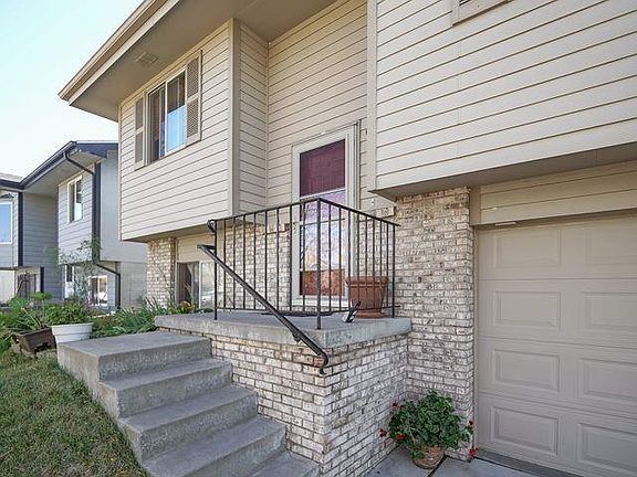 5th image of 2691 W Peach St