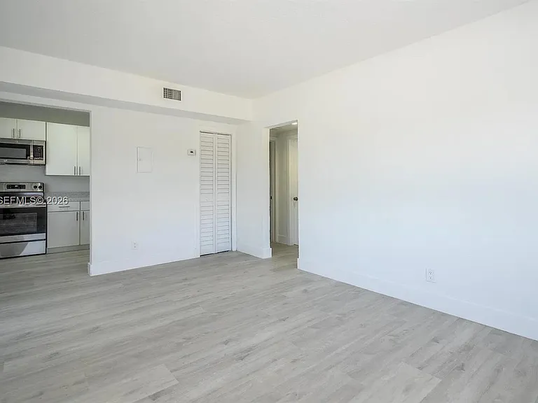 1248 Marseille Dr #2 — Photo 8