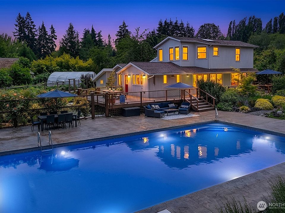 1st image of 17424 107th Avenue SW