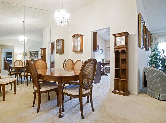5th image of 674 Elizabeth Dr #22-D