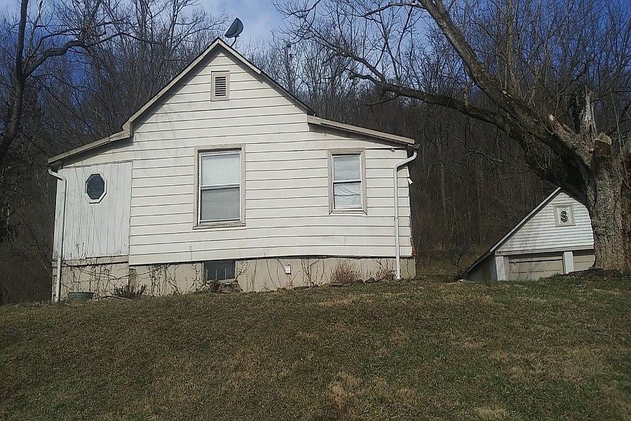 1st image of 7338 Hillside Ave