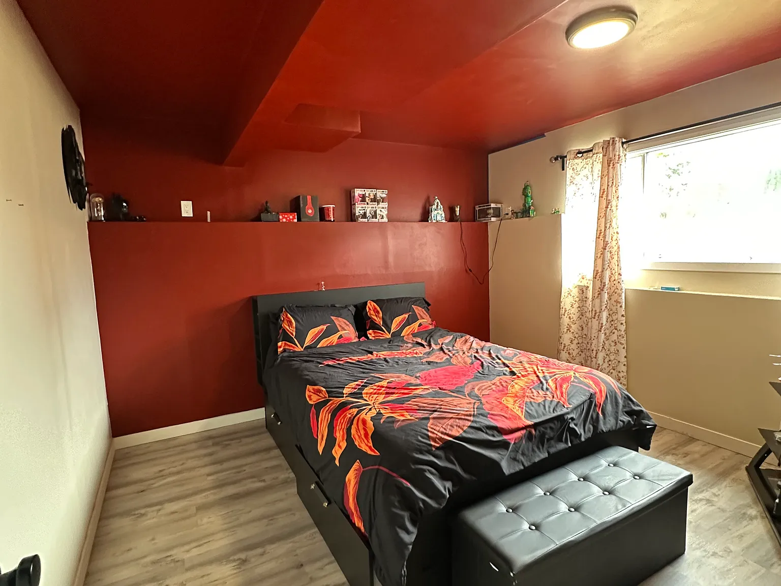 2 bed, 1080 sqft, $2,100 — Photo 2