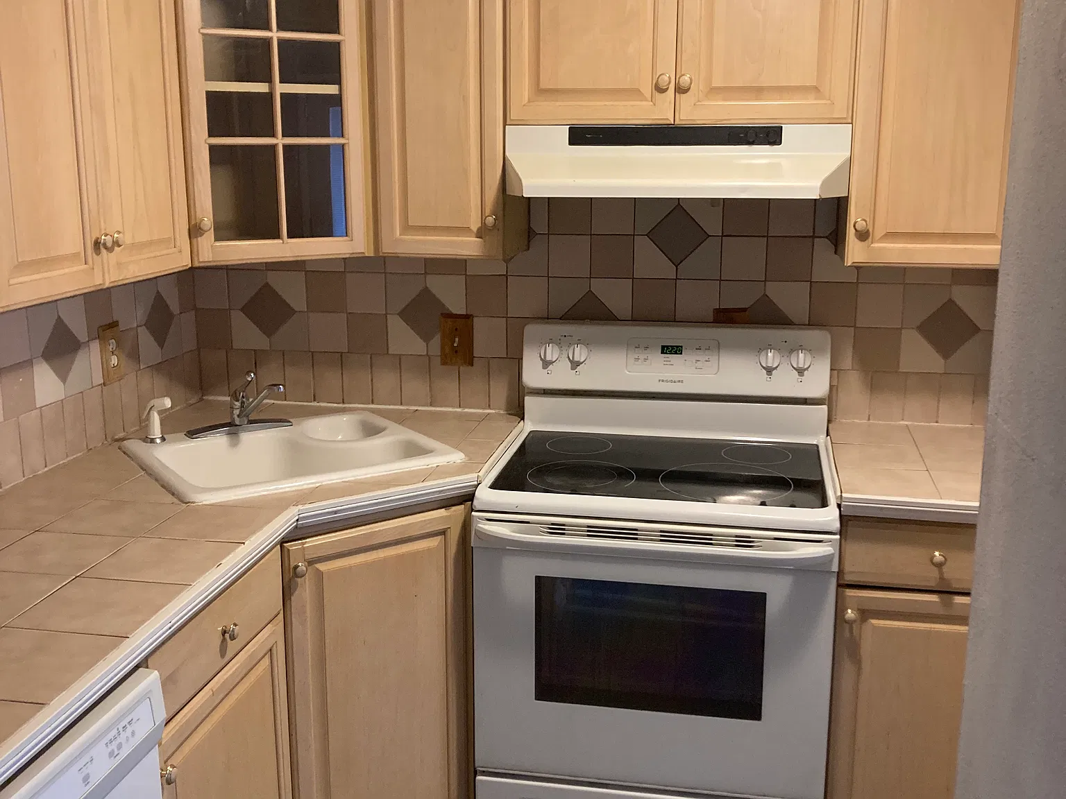 1708 Sawyer Way — Photo 1