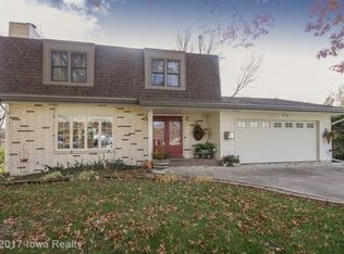 301 N 11th St, Indianola, IA 50125