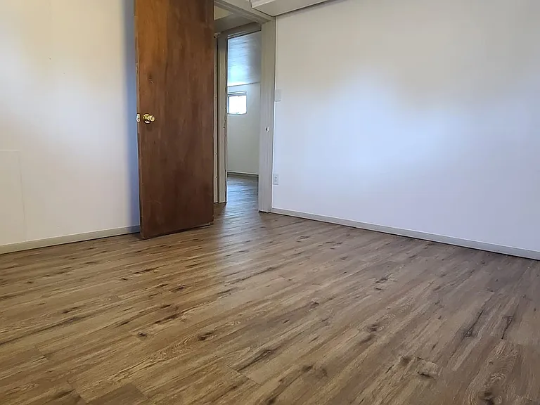 723 Kingsley Dr — Photo 6
