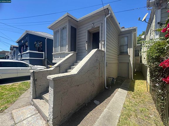 3rd image of 3513 Adeline St