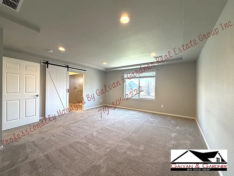 8650 Tranquil Knoll Ln — Photo 32