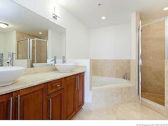 3rd image of 1650 Galiano St APT 305