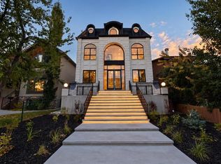 1910 S Broadview Rd NW, Calgary, AB T2N3H7